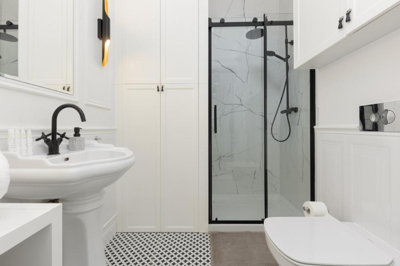 Apartment Strzelecka Old Town Cracow By Renters Prestige Cracovia Exterior foto